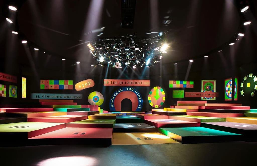 Dior’s ready-to-wear Paris show celebrates colour with a retro 60s-inspired nightclub set