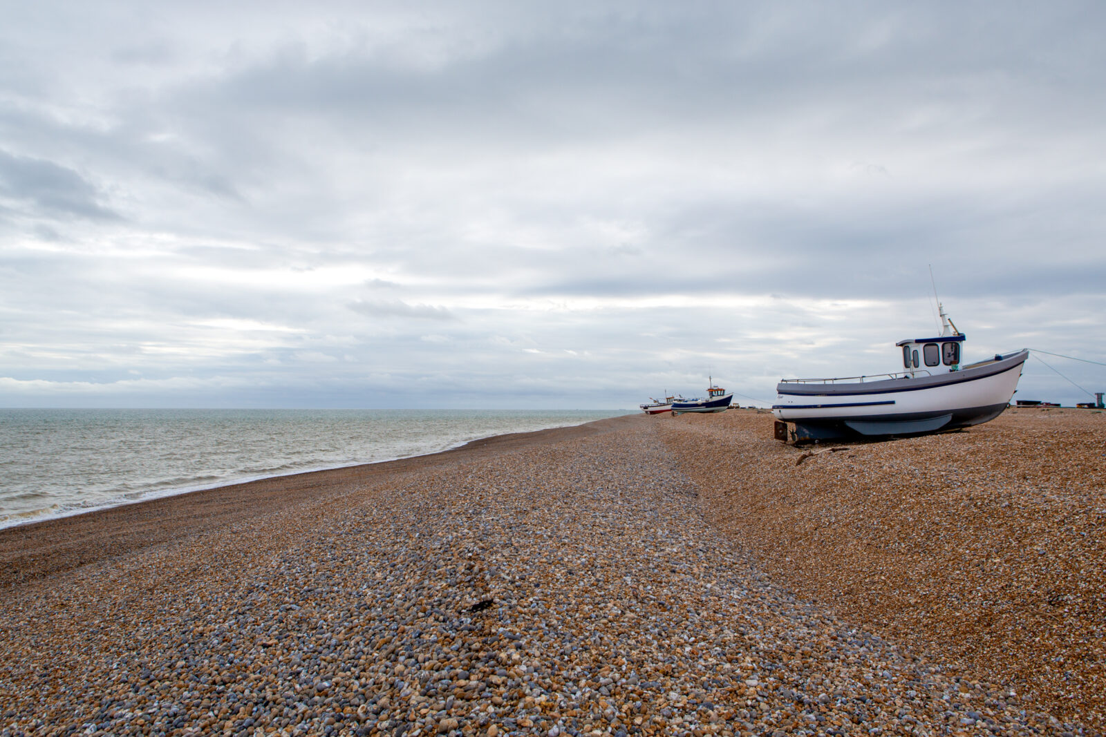 A train-carriage home in Dungeness asks for £425k