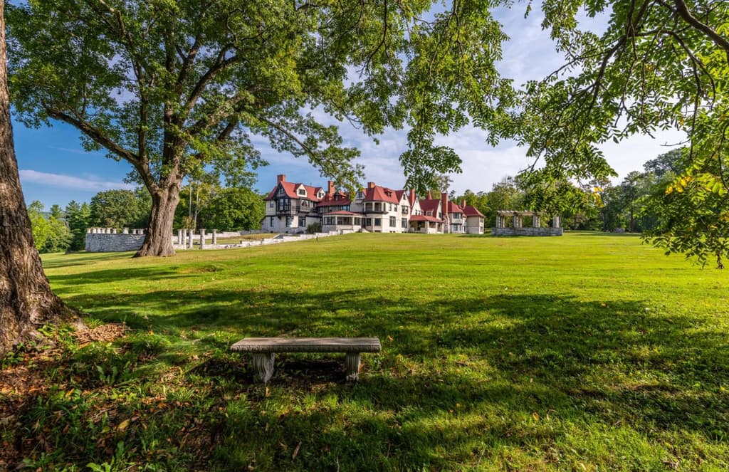 9 Gilded Age homes for sale in the US right now