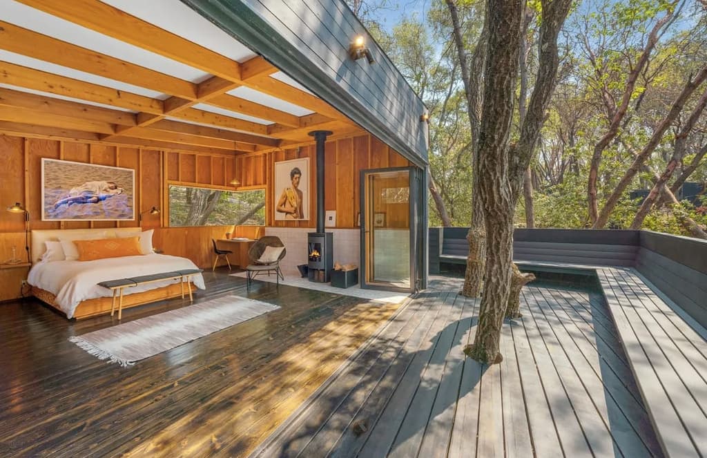 5 treehouse homes for sale in the US right now