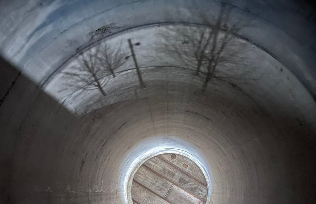 Defunct Toronto silo is a giant camera obscura
