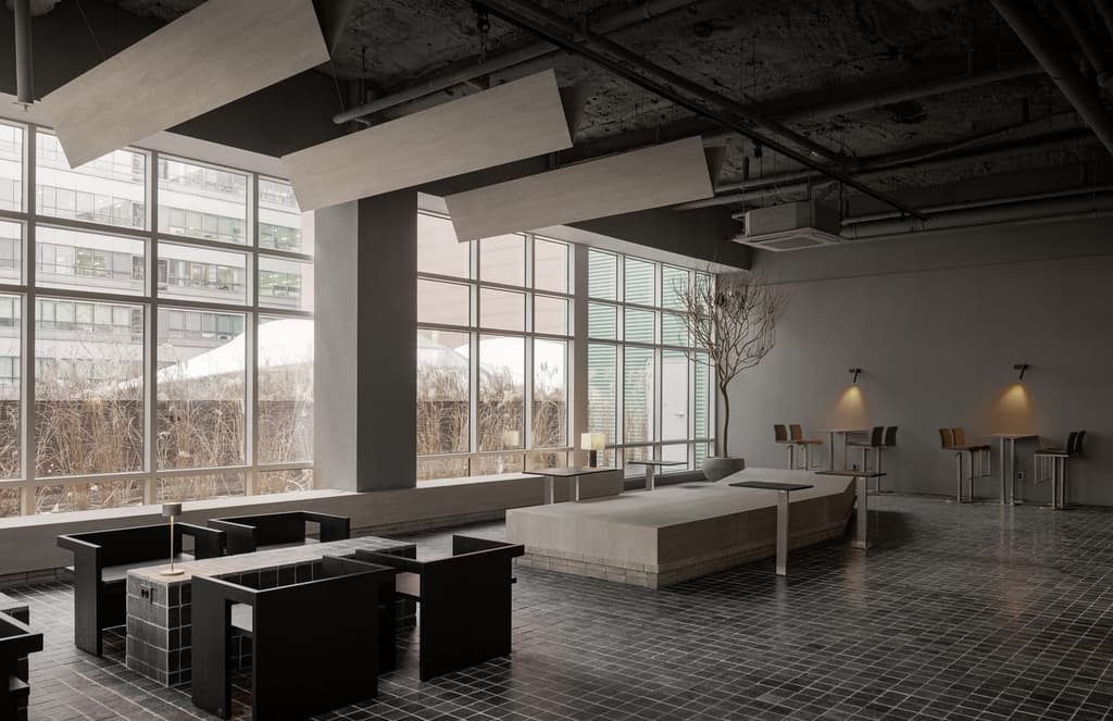 This cafe in South Korea’s Goyang-Si catches the sunset at its best
