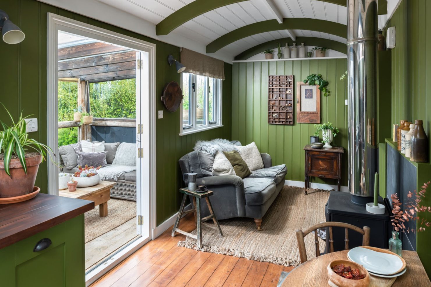 5 romantic retreats for couples - The Spaces