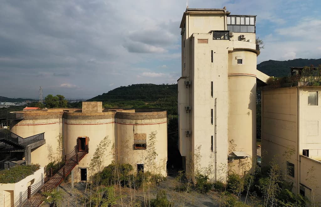 This Xiamen cement factory turned teahouse is the utmost zen experience