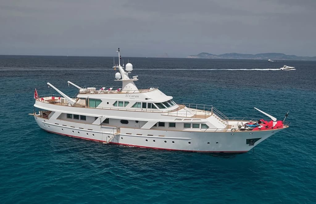 David Bowie's former yacht El Caran lists for €4.85m