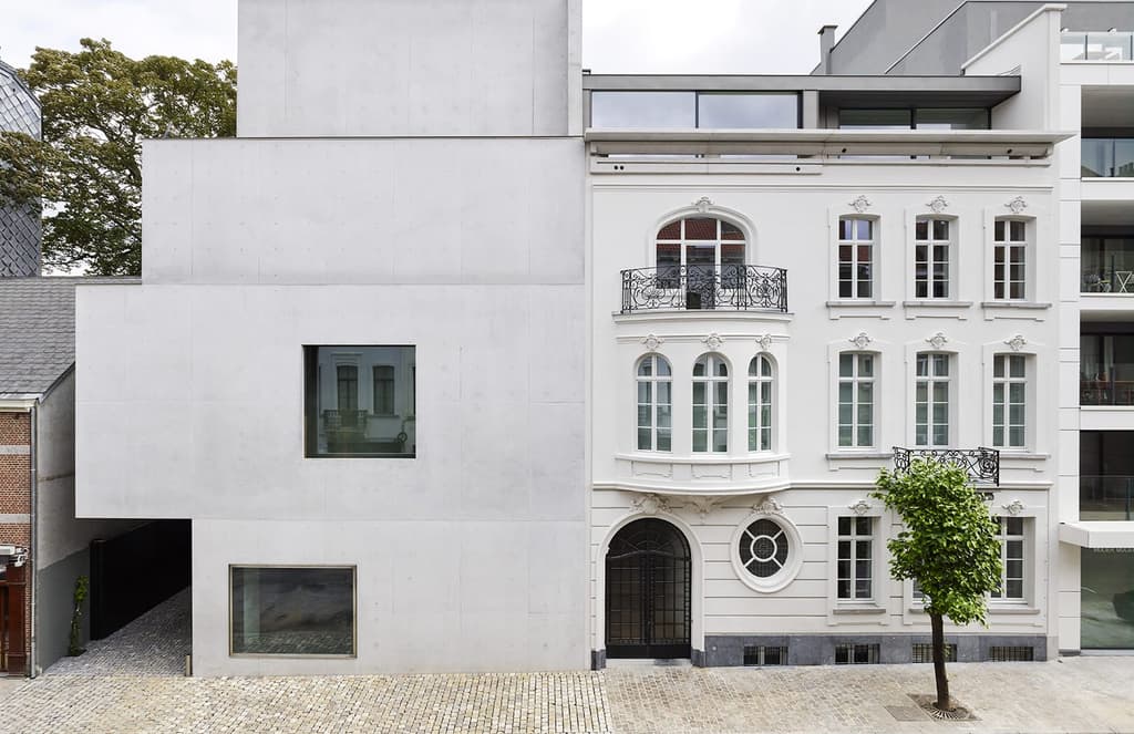 Brussels gallery Xavier Hufkens levels-up with a new cascading concrete extension