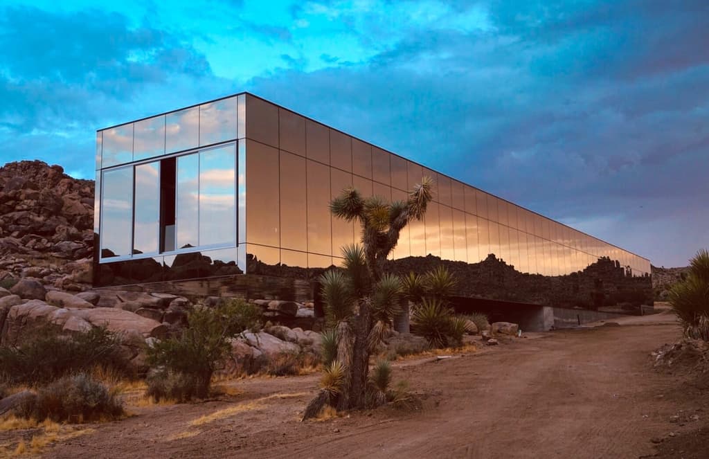 An invisible house is for rent in Joshua Tree, California