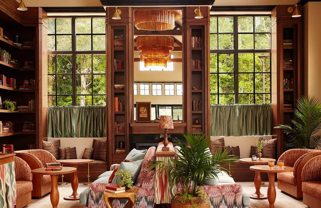 This renovated Berkshires motel embraces a retro holiday vibe