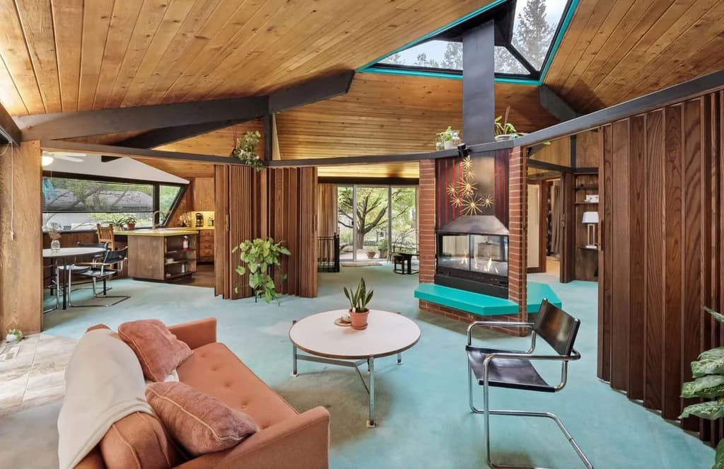 Searing House by outsider architect Bruce Goff asks for $975,000