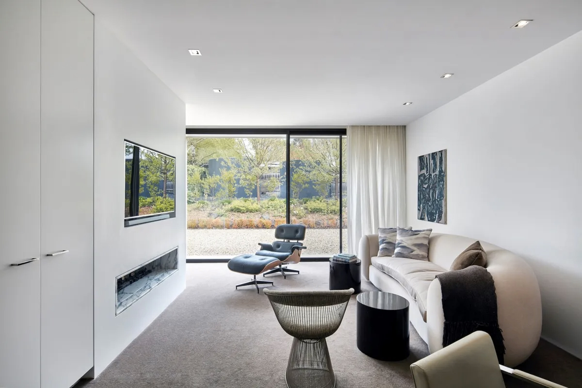 A minimalist glass house is for sale in Victoria’s Macedon Ranges The Spaces