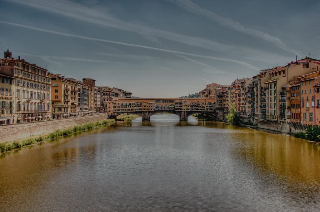 Florence: the city of light and shadow