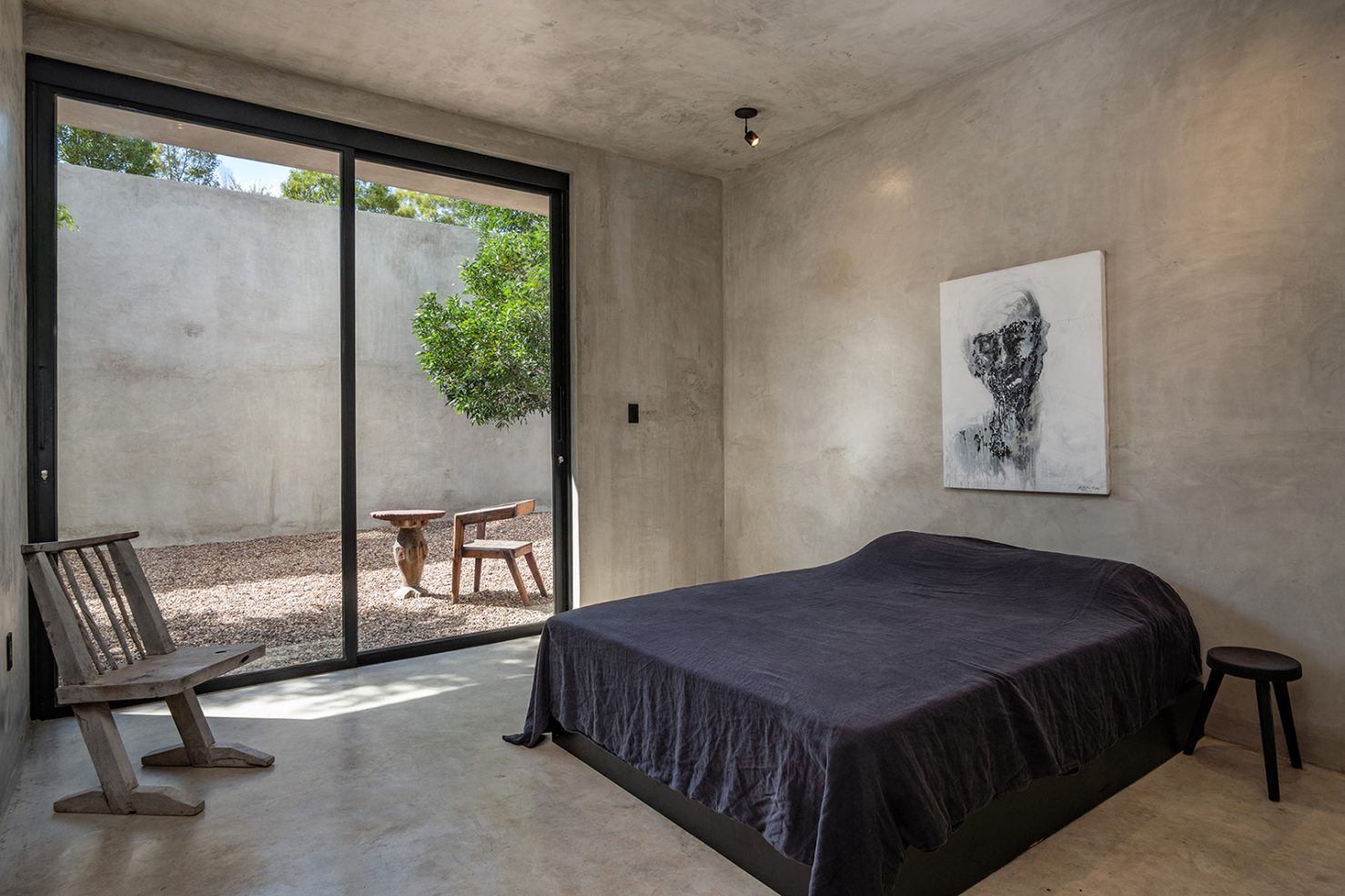 Peek inside this brutalist home in Mexico’s Guanajuato farmlands