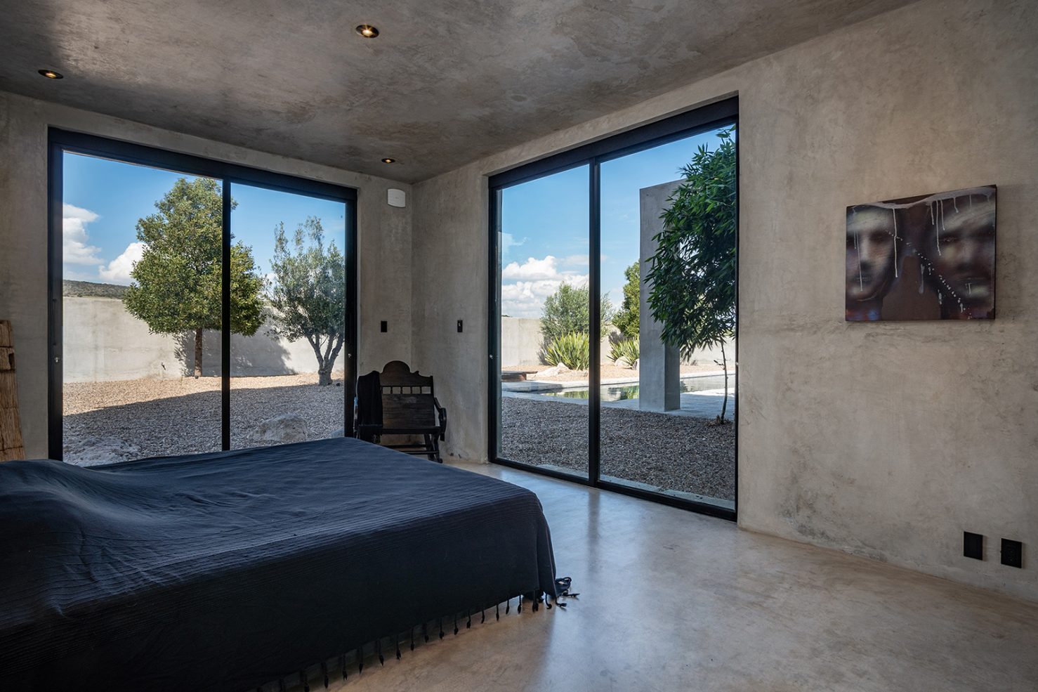 Peek inside this brutalist home in Mexico’s Guanajuato farmlands