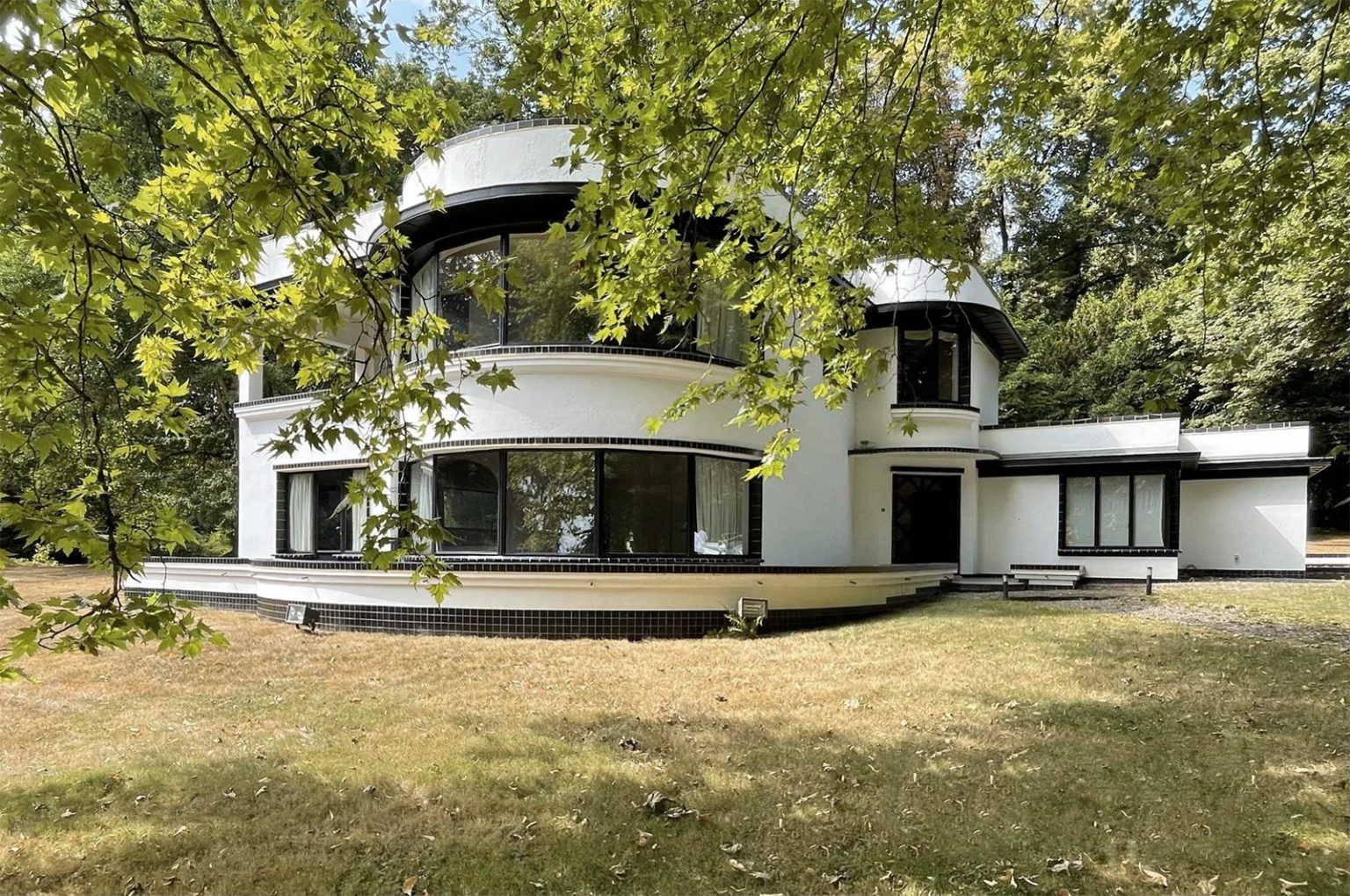 5 art deco homes for sale in Belgium and France The Spaces