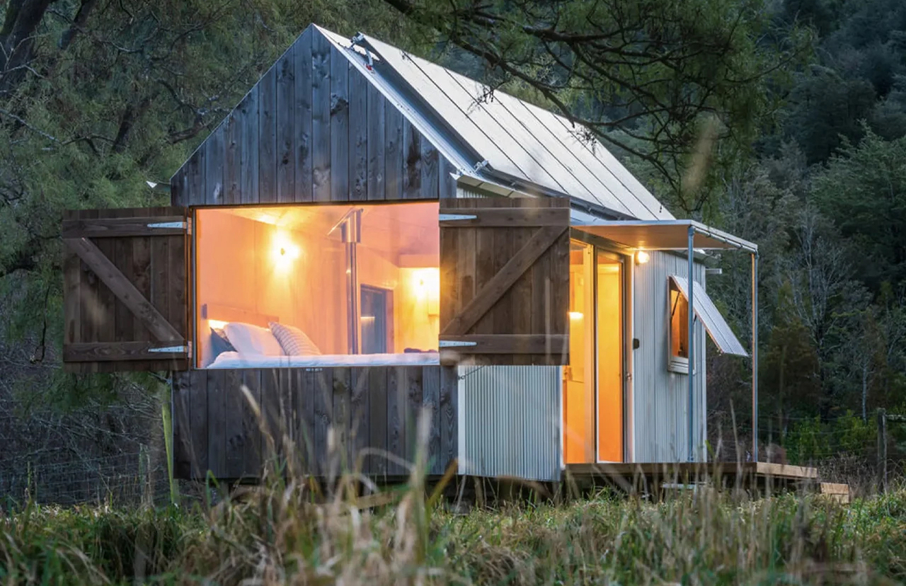 Kererū Retreat is an off-grid shack in the foothills of New Zealand’s Mount Hutt