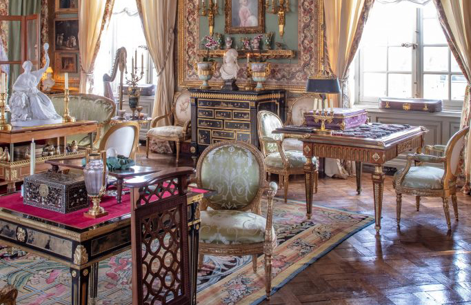 Marie Antoinette’s armchairs head to auction at Sotheby’s