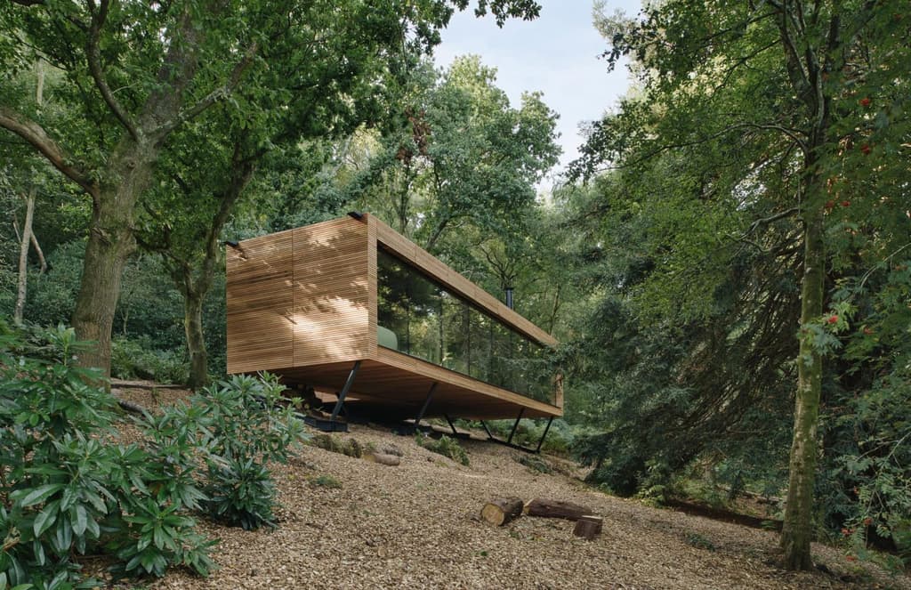 Stay in a modernist cabin floating over the High Weald landscape