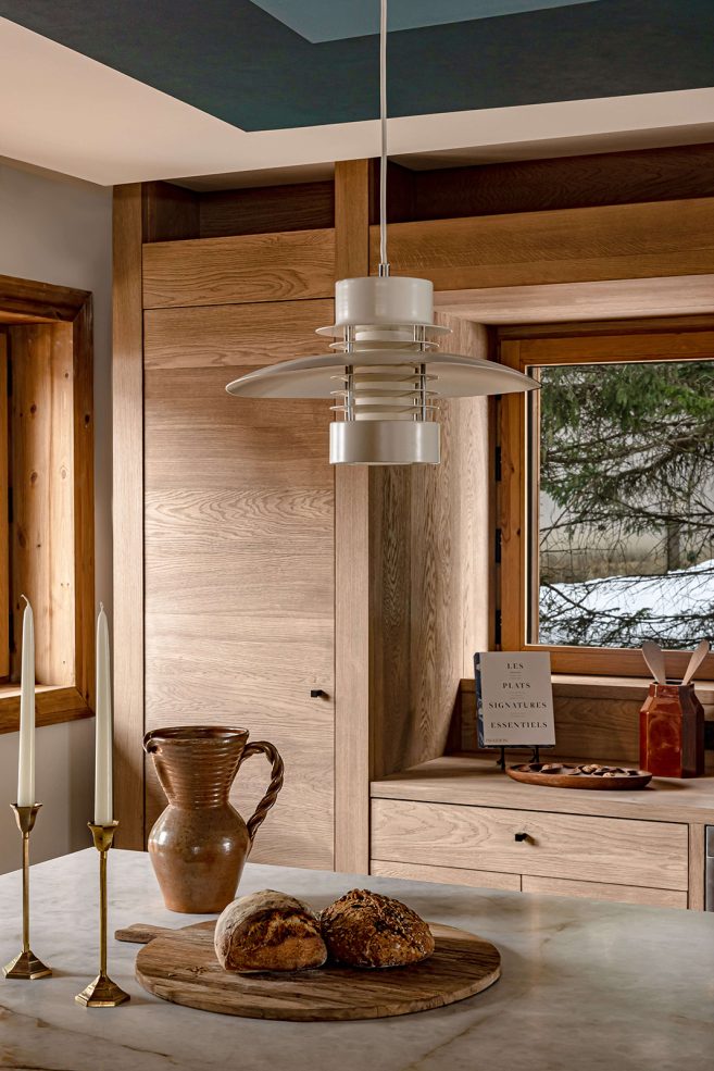 This Modernist chalet in Courchevel embraces the beauty of ...