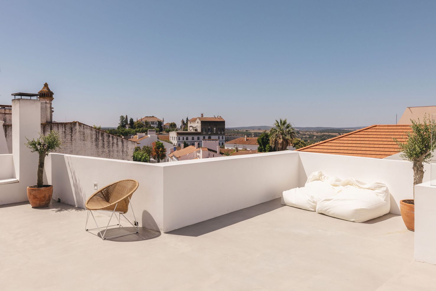 Picture of 10 Elegant Penthouse Designs That Offer Luxury and Comfort