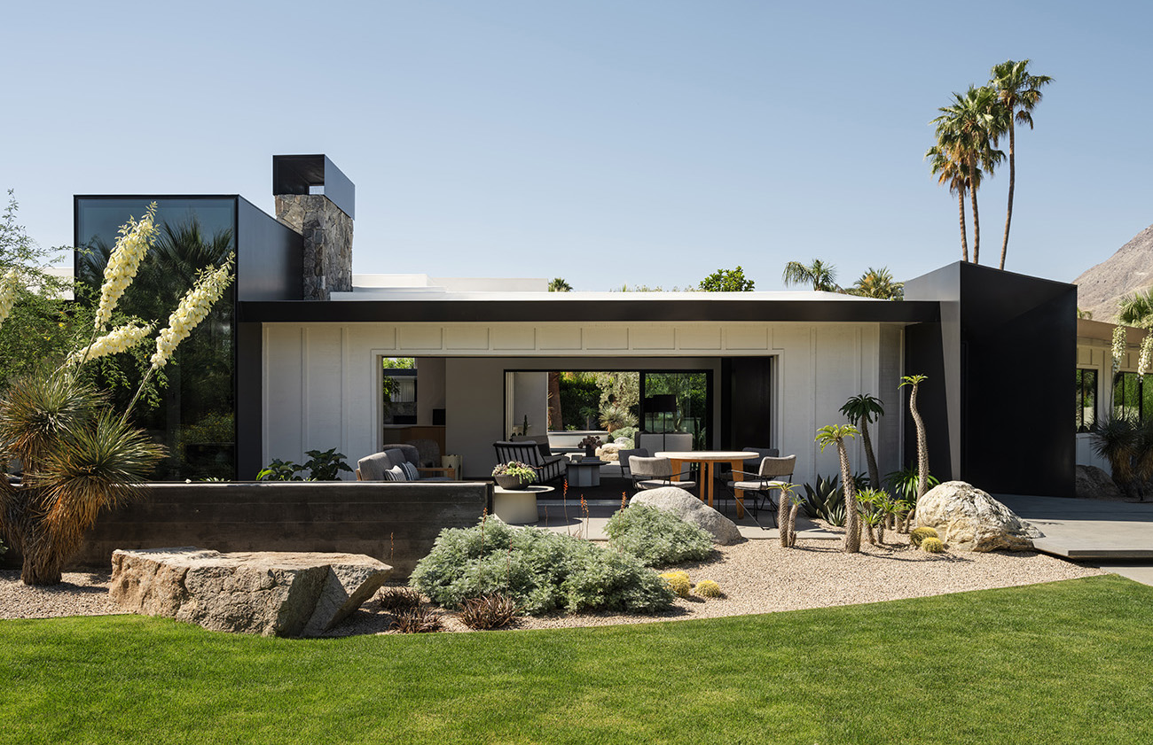 A 1940s California bungalow is restored by Studio AR&D and Anthony Cochran