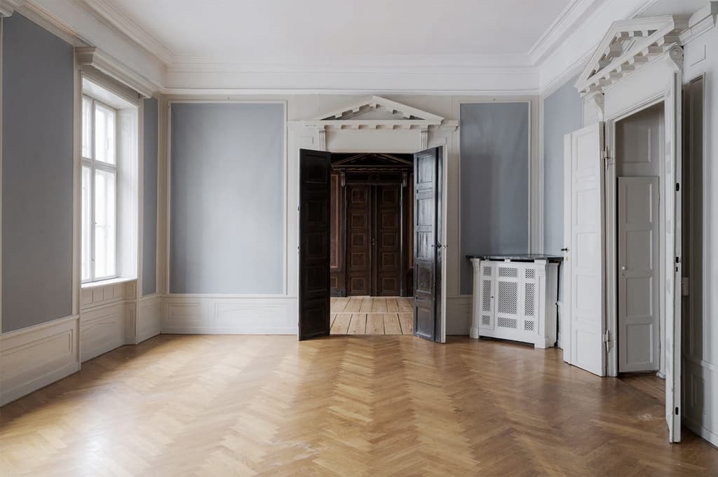 The central salon