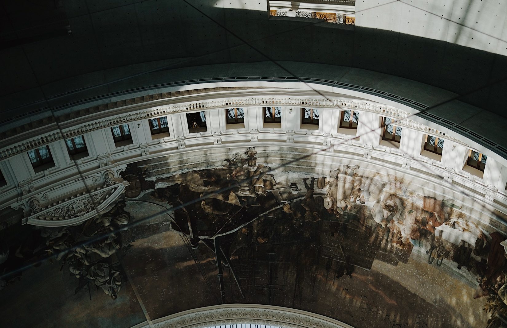 Kimsooja’s mirrored installation offers a new perspective on the Bourse de Commerce