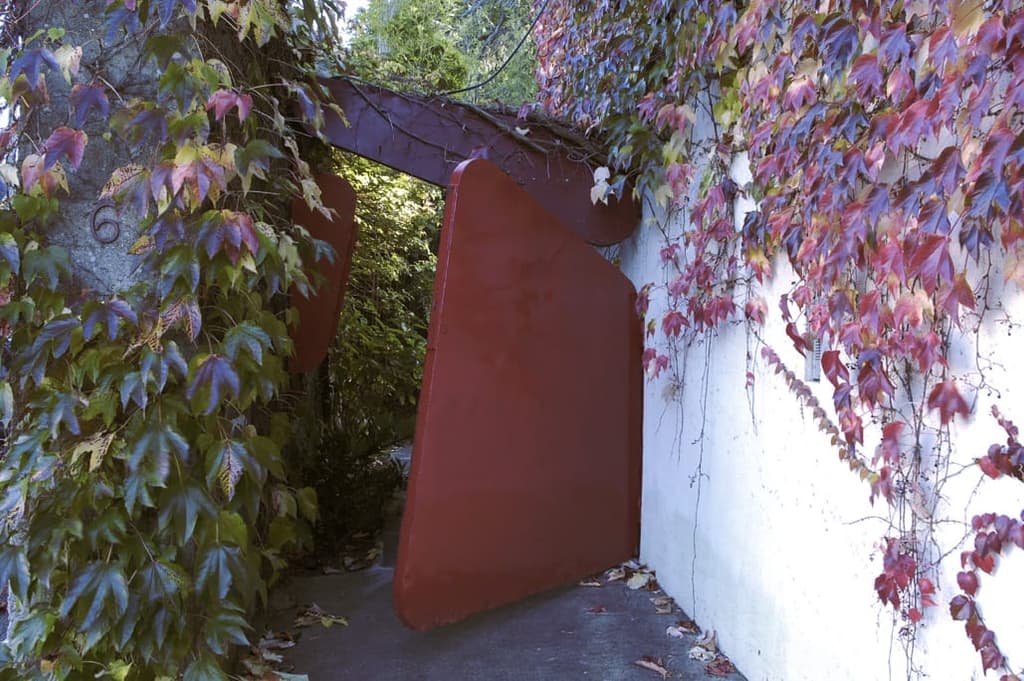 A 'portal' gate