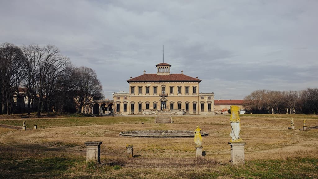 Alcova opens the doors to two historic residences for Milan Design Week