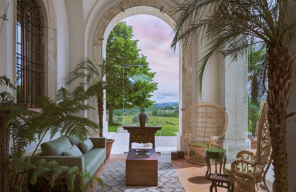 This Tuscan manor house is a properly palatial wine-country stay