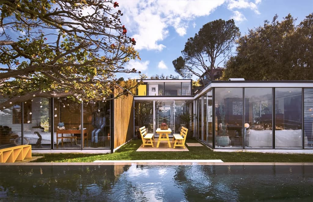Can a house have a sense of humour?