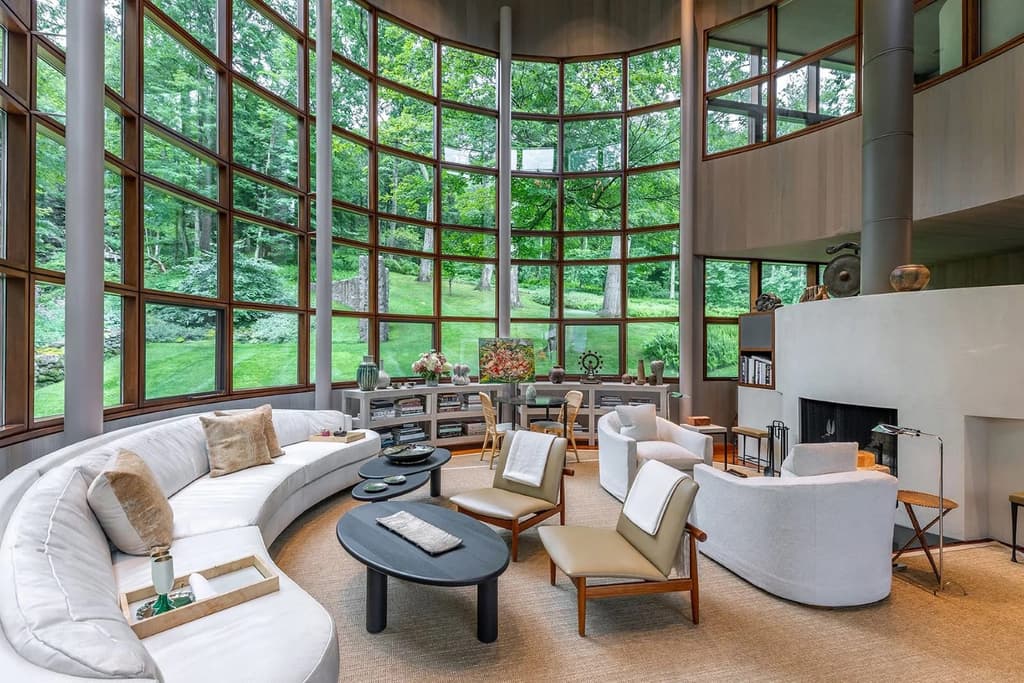 Guess the Guggenheim connection at this Connecticut Home