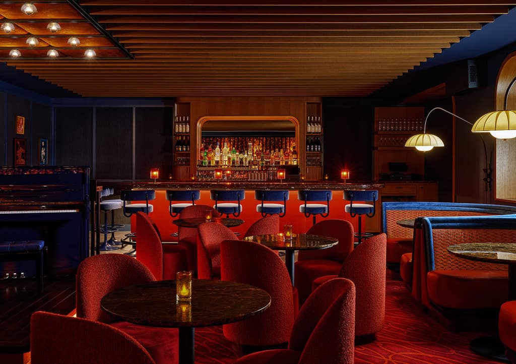 So & So’s is a hidden piano bar that pays homage to Broadway