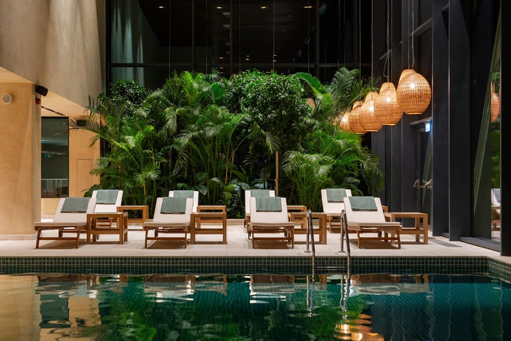 Swimming pool