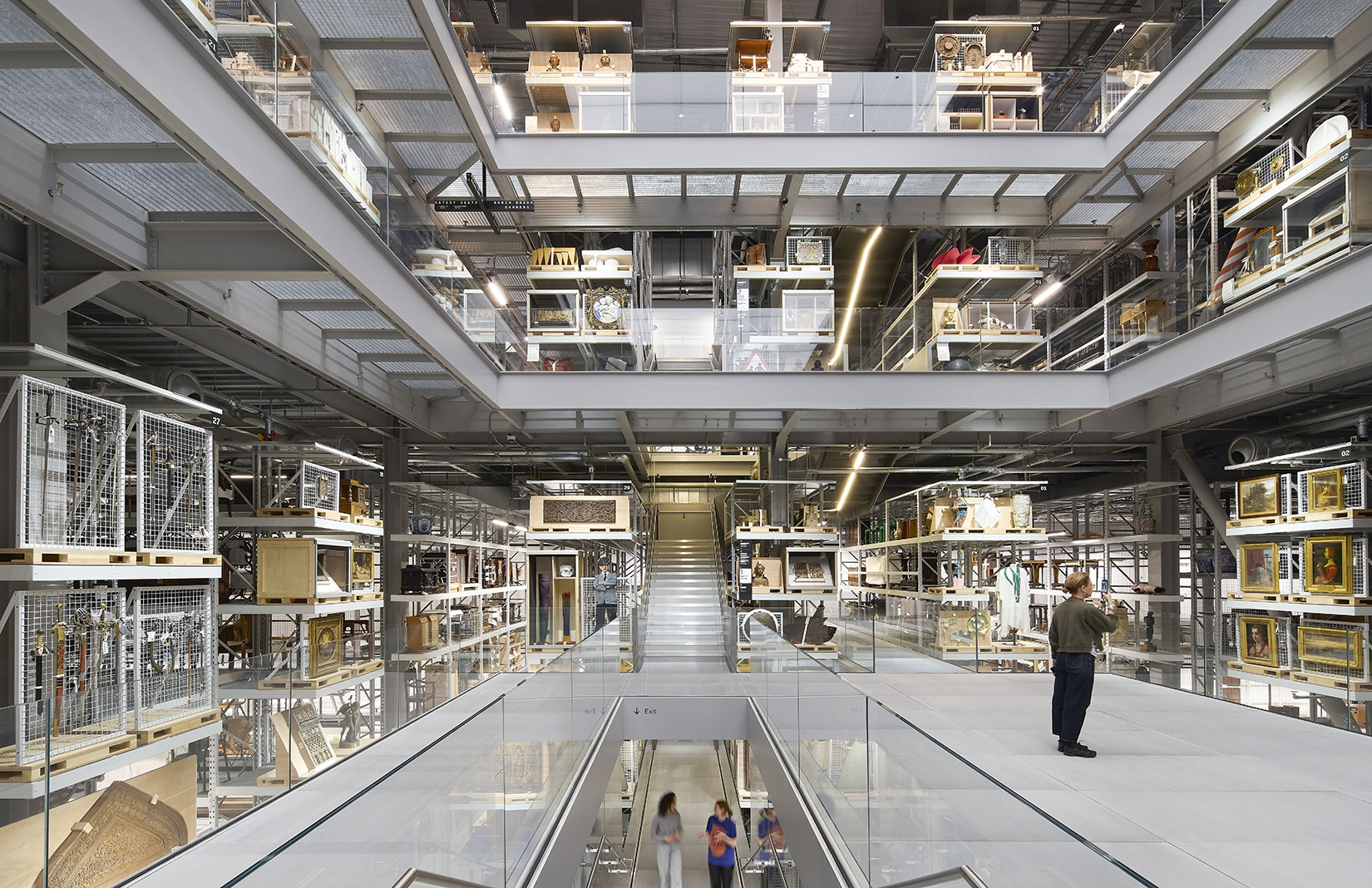V&A museum unveils its new Storehouse: an all-access area in East London