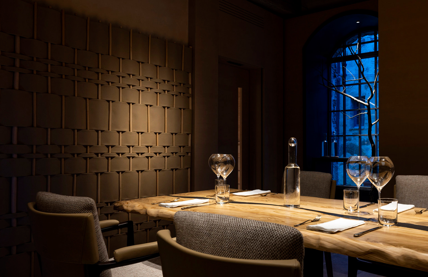 Foster + Partners designs a jewel of a restaurant inside Tuscany’s Monteverdi Hotel