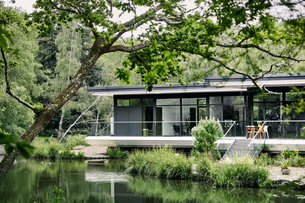 Escape to the country... 20 minutes from town