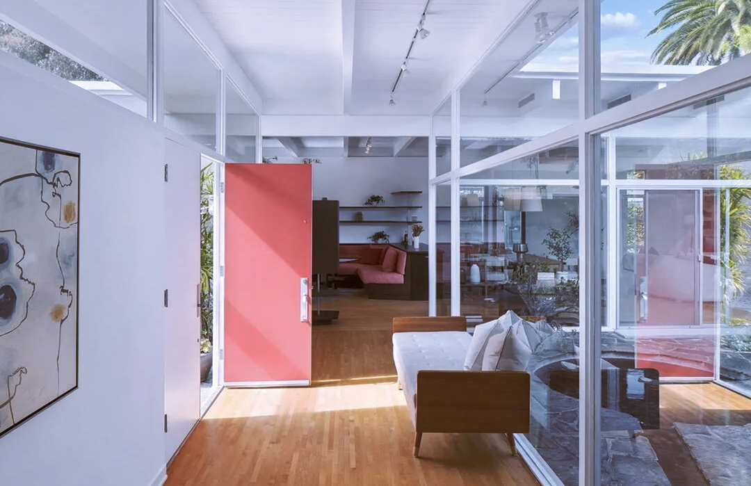 In Los Angeles’ Brentwood, a Neutraesque bungalow asks for $3.5m