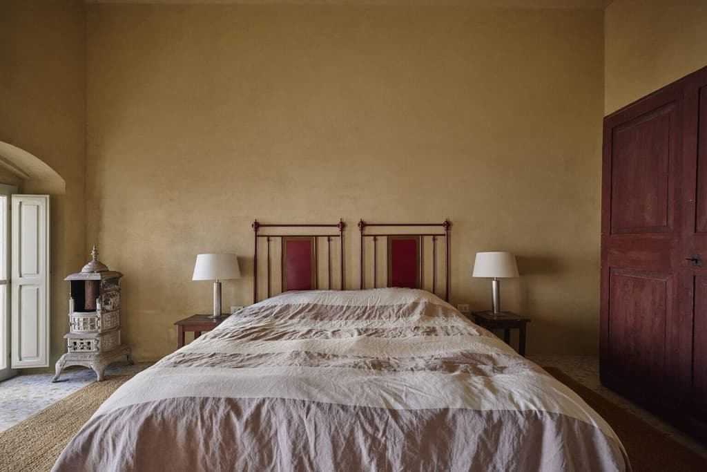 Bedroom suite