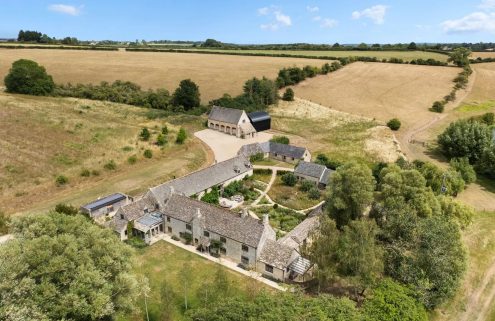 Ellen DeGeneres and Portia de Rossi list their Cotswolds home for £22.5 million