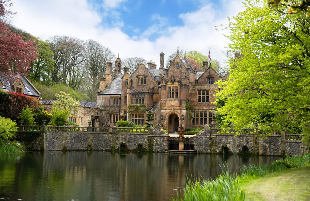 A palatial English estate hits the market for just under £10m