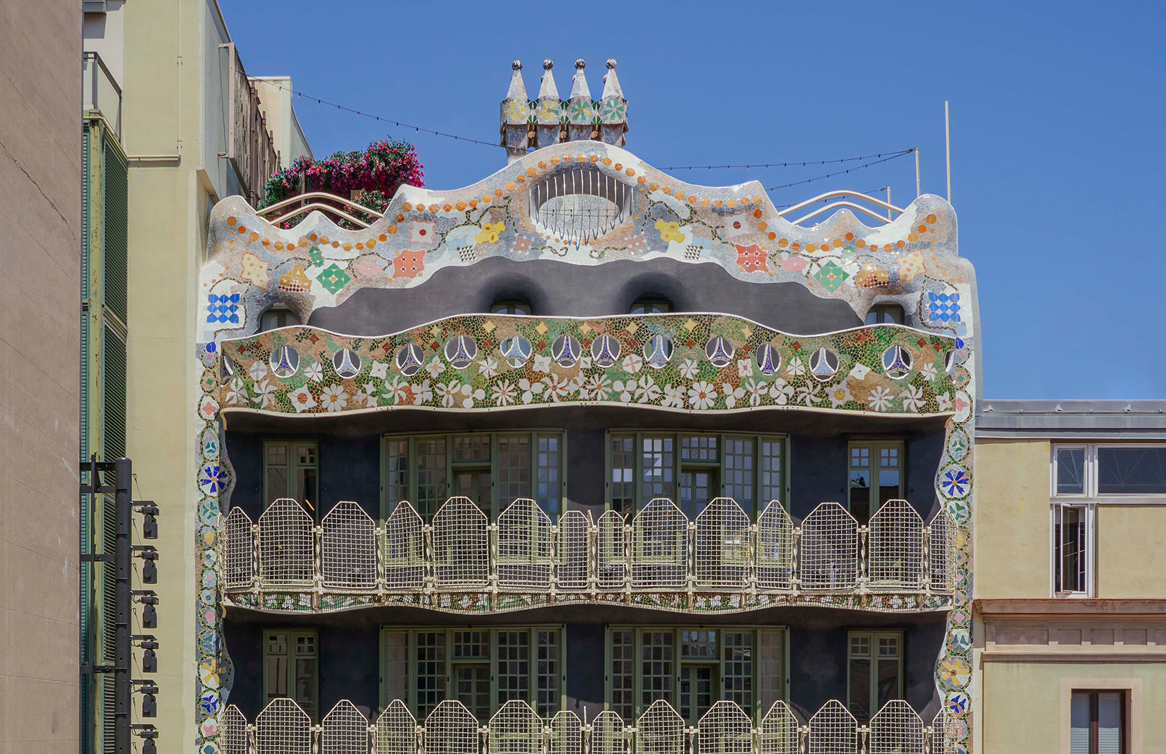 With this remastered Gaudí courtyard, Barcelona gets a new secret space