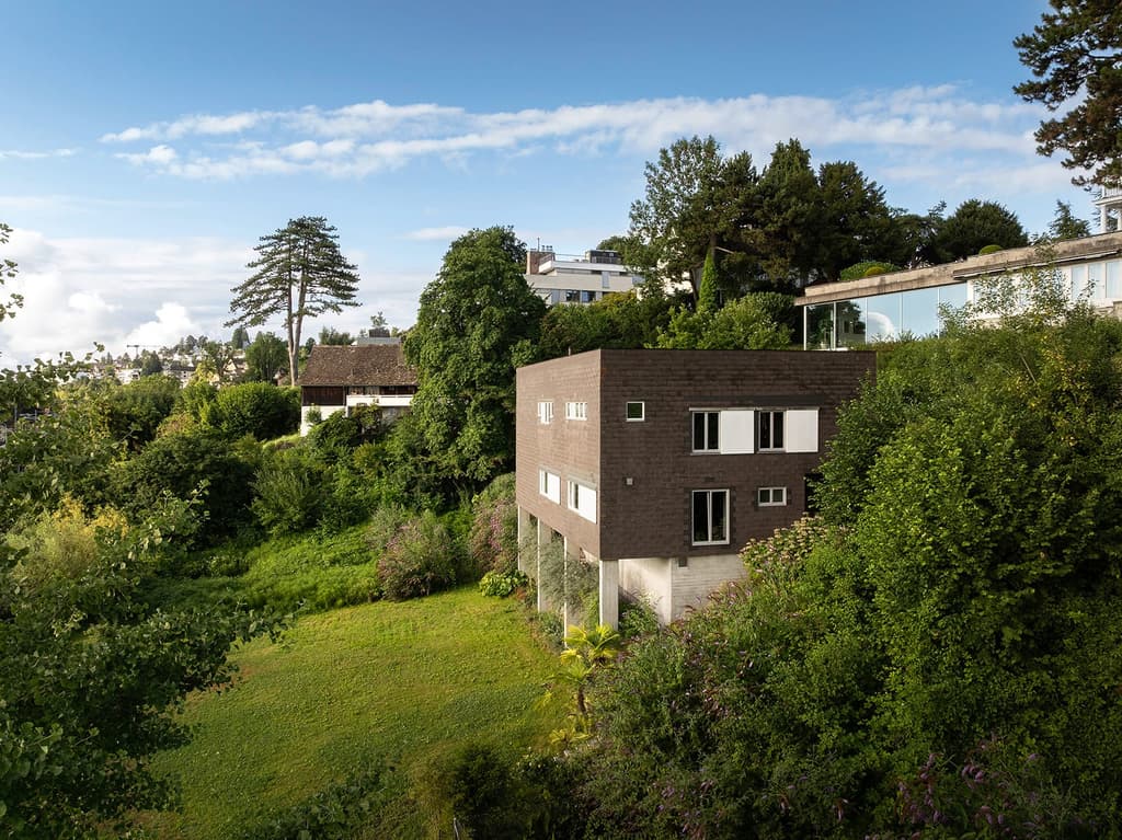 On Lake Zurich, an introverted house has outgoing views