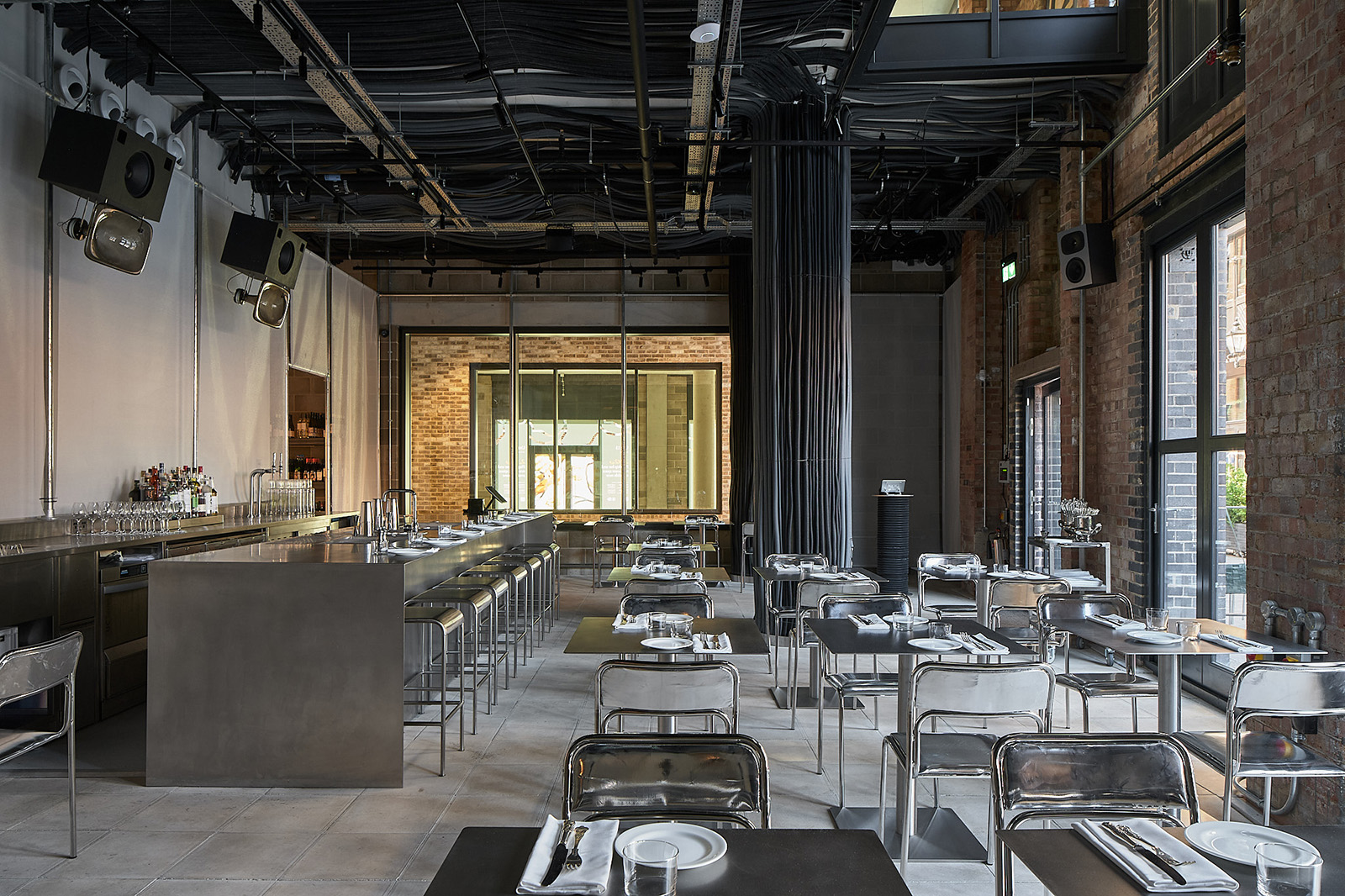 A steely oyster bar launches with a bang in London’s Shoreditch