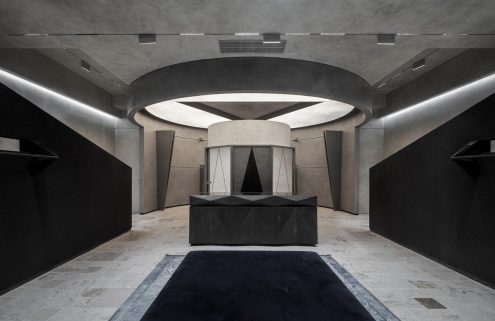 At a Shanghai boutique, fashion is secondary to the experience