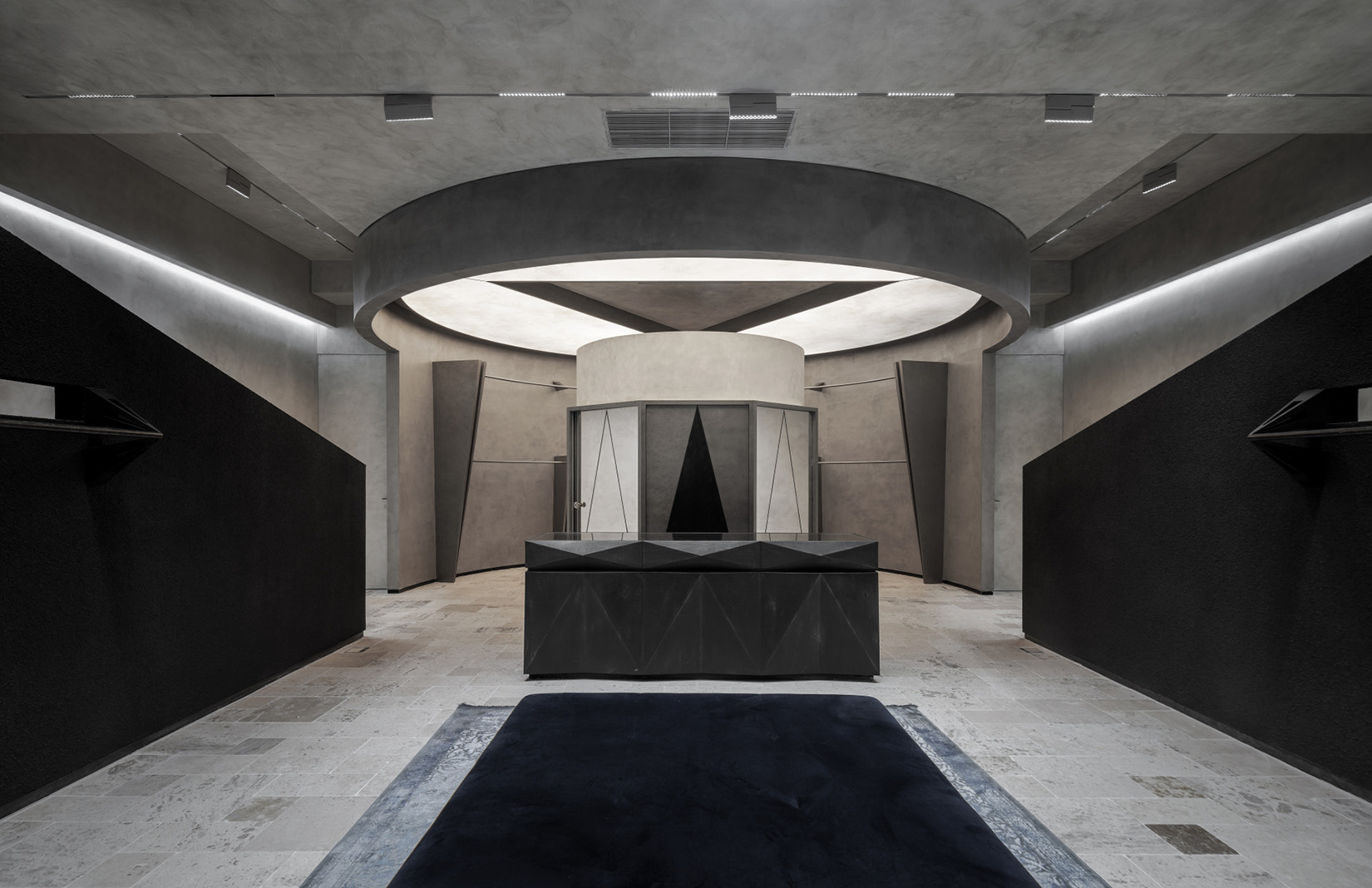 At a Shanghai boutique, fashion is secondary to the experience