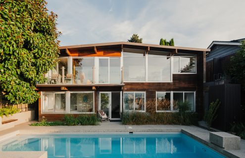 Tour a modernist post-and-beam home overlooking Vancouver’s harbour