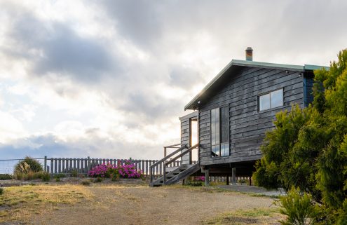 A coastal shack in Southern Tasmania embraces slow living