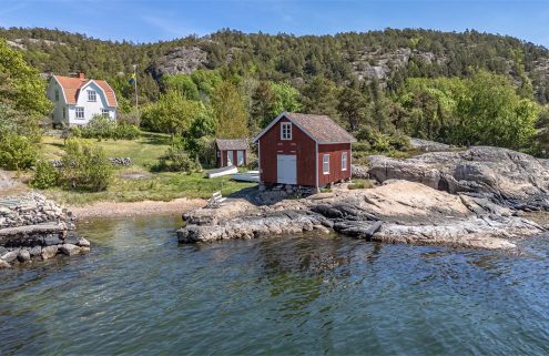 Selling for the first time in 75 years: a 1930s time capsule in Sweden