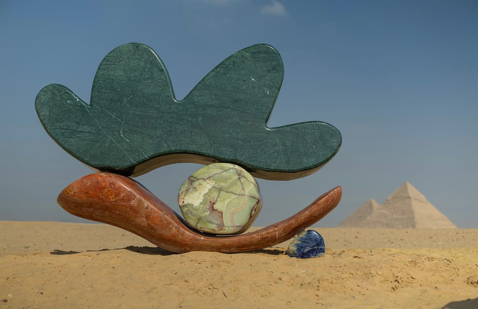 Pyramids Foot At the foot of the Pyramids, Alex Proba creates a monumental world ...