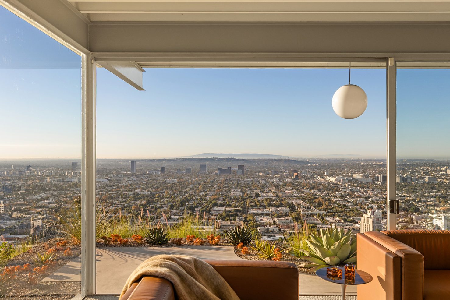 Pierre Koenig's Case Study House is looking for its next guardian - The ...